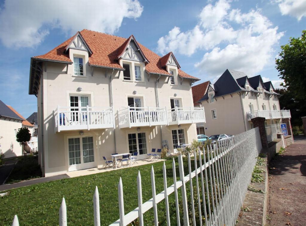 Residence Odalys Le Domaine Des Dunettes 꺄부흐 외부 사진