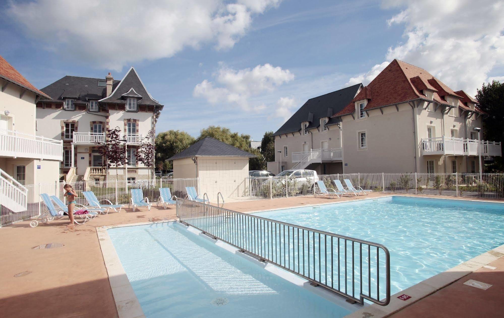 Residence Odalys Le Domaine Des Dunettes 꺄부흐 외부 사진